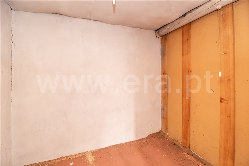 Moradia T2 à venda em Peso, Covilhã — foto 6