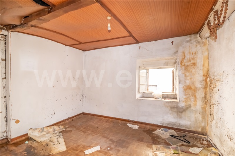 Moradia T2 à venda em Peso, Covilhã — foto 8
