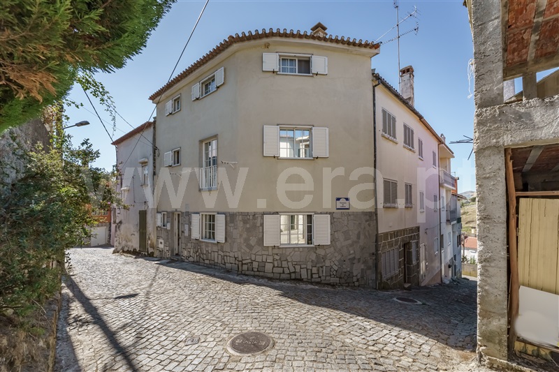 Moradia T2 à venda em Peso, €150.000