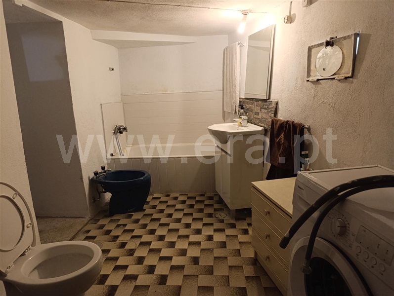 Moradia em Banda T2 Fundão, Cortiçada - 1490008 - 2
