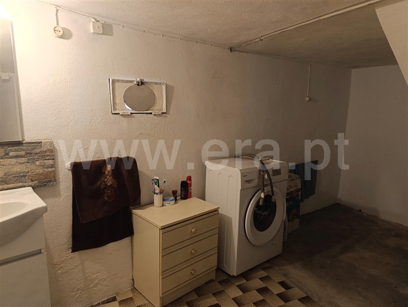 Moradia em Banda T2 Fundão, Cortiçada - 1490008 - 3