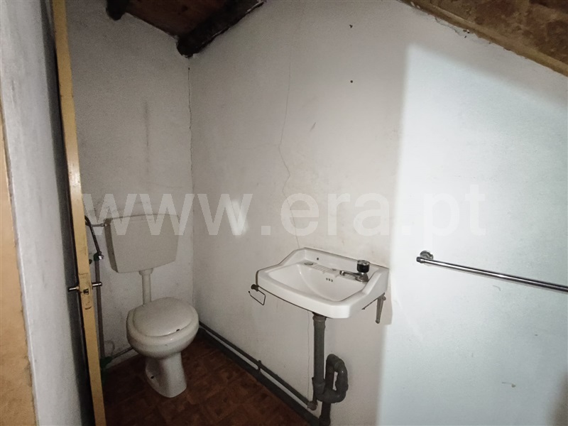 Moradia em Banda T2 Fundão, Telhado - 1451357 - 10