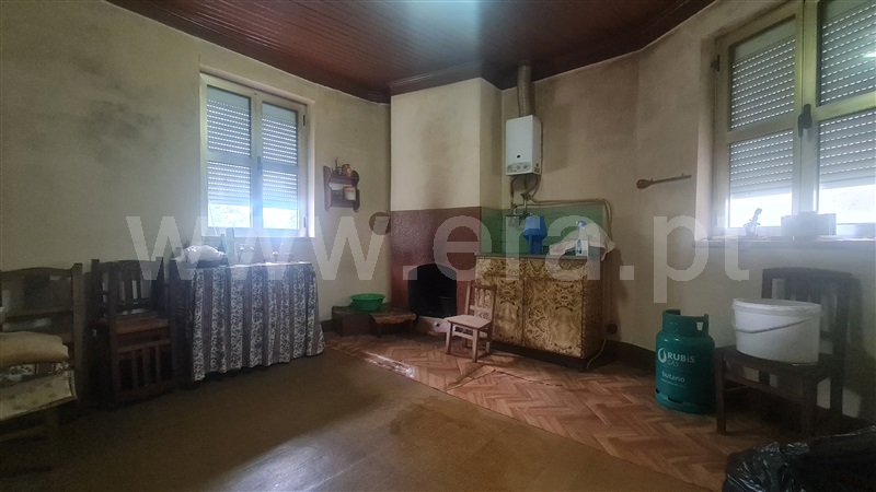 Moradia em Banda T2 Gouveia, São Paio - 1366079 - 1