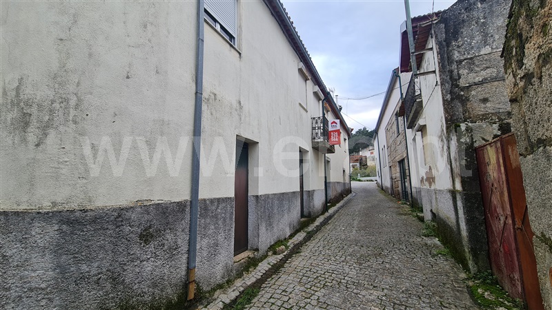 Moradia em Banda T2 Gouveia, São Paio - 1366079 - 20
