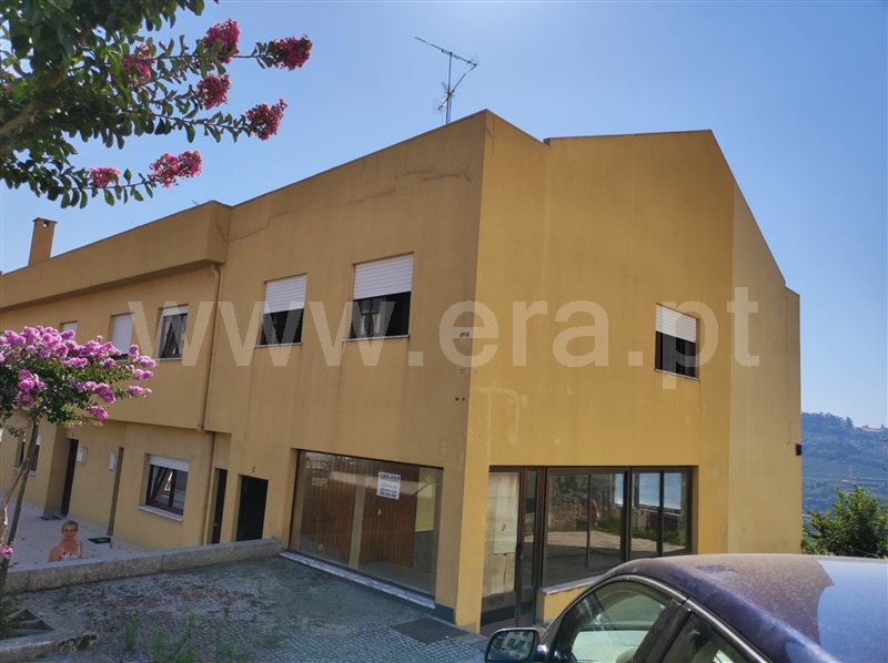 Moradia em Banda T2 / Lamego, Lamego (Almacave e Sé)