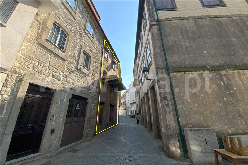 Moradia em Banda T2 / Lamego, Lamego (Almacave e Sé)