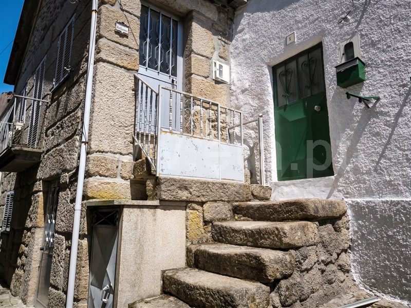 Moradia T2 à venda em Tavares (Chãs, Várzea e Travanca), Mangualde — foto 2