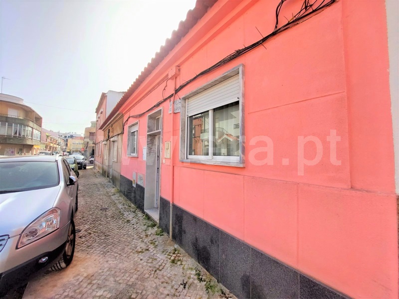 Moradia em Banda T2 Odivelas, Pontinha - 1282609 - 1