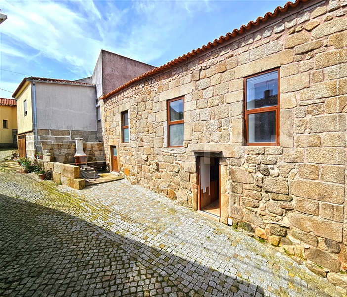 Moradia em Banda T2 / Pinhel, Souro Pires, Pinhel