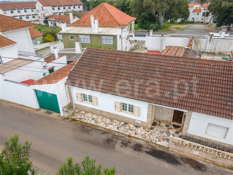 Moradia em Banda T2 / Rio Maior, Rio Maior
