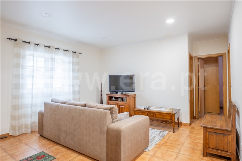 Moradia em Banda T2 Rio Maior - 1440878 - 4