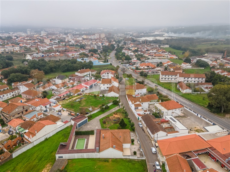 Moradia em Banda T2 Rio Maior - 1440878 - 11