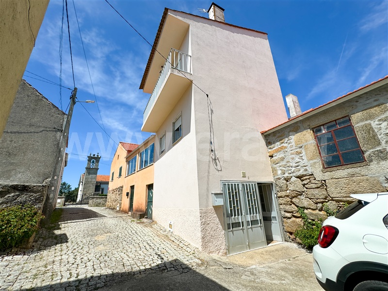 Moradia Geminada T2 Sabugal, Cerdeira - 1417489 - 1