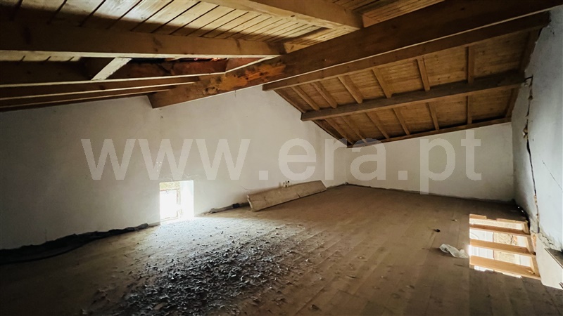 Moradia T2 à venda em Santa Marinha e São Martinho, Seia — foto 6