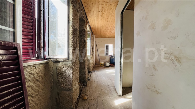 Moradia T2 à venda em Santa Marinha e São Martinho, Seia — foto 4