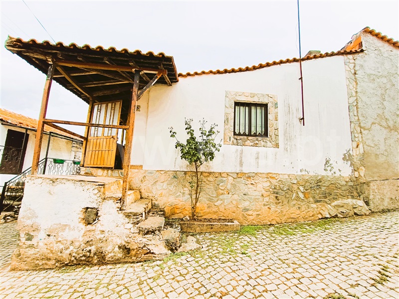 Moradia em Banda T2 Valpaços, Rio Torto - 1356299 - 2