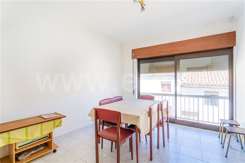 Moradia em Banda T2 Vimioso - 1402551 - 1
