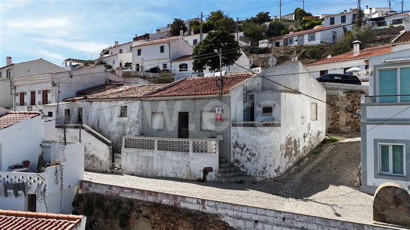 Moradia em Banda T3 / Aljezur, Aldeia Antiga (Castelo)