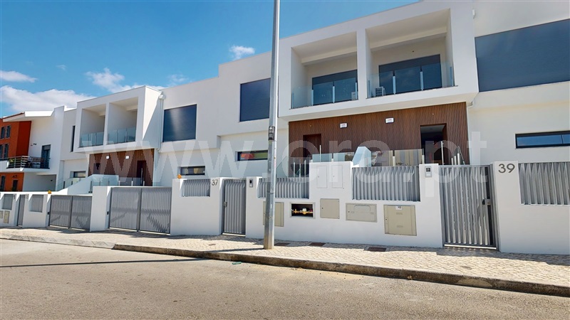 Moradia em Banda T3 Almada, Palhais - 1505095 - 4