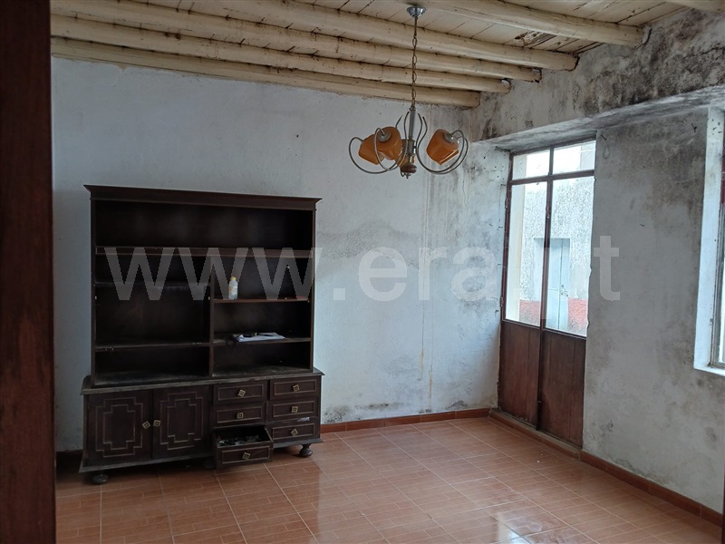 Moradia T3 à venda em Sarzedas, Castelo Branco — foto 2