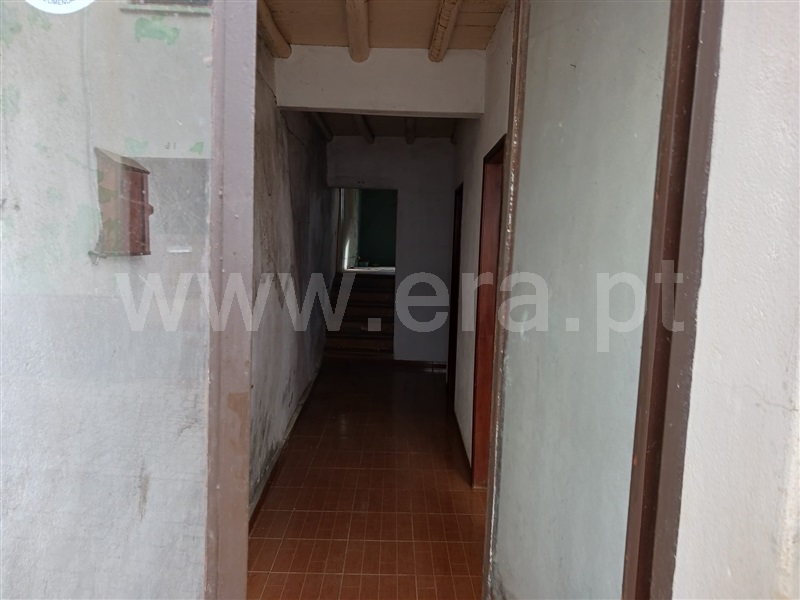 Moradia T3 à venda em Sarzedas, Castelo Branco — foto 3