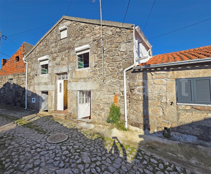 Moradia em Banda T3 Celorico da Beira, Vale de Azares, Celorico da Beira - 1474903 - 14