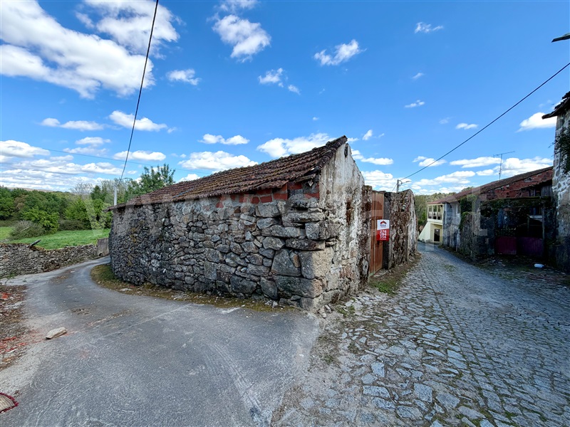 Moradia em Banda T3 / Chaves, Vilarelho da Raia