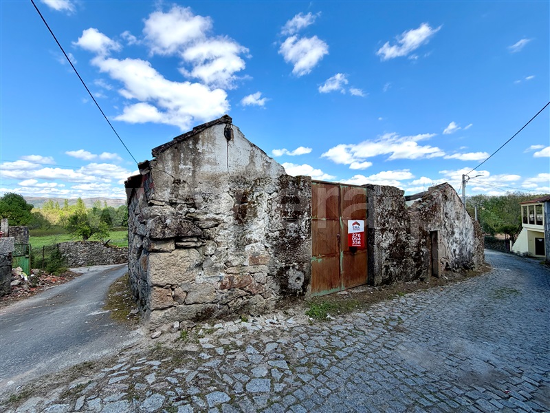 Moradia T3 à venda em Vilarelho da Raia, Chaves — foto 4