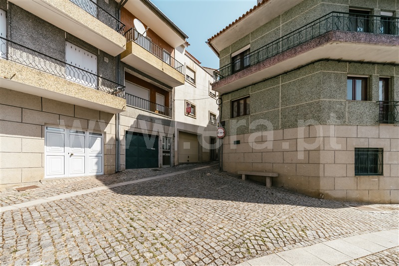 Moradia em Banda T3 Covilhã, Barco - 1484669 - 2