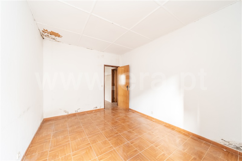 Moradia T3 à venda em Barroca Grande, Covilhã — foto 2