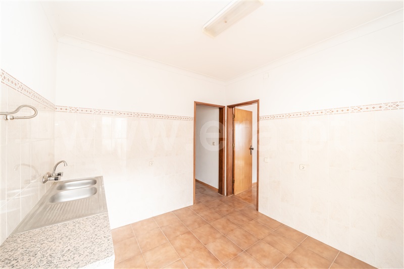 Moradia T3 à venda em Barroca Grande, Covilhã — foto 3