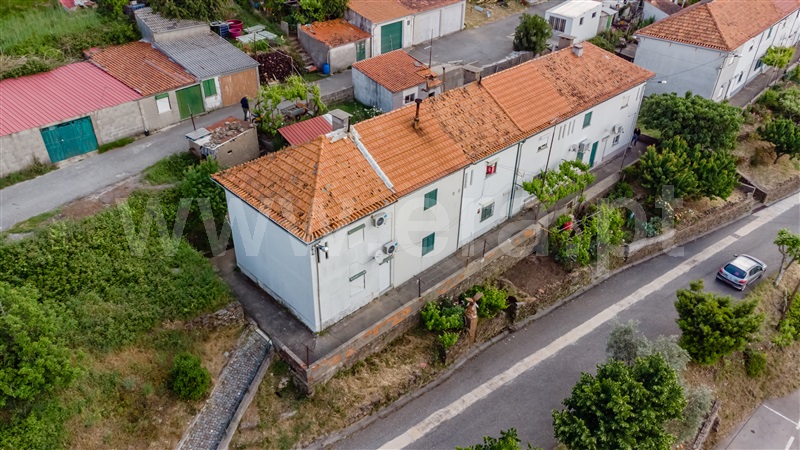 Moradia em Banda T3 / Covilhã, Barroca Grande