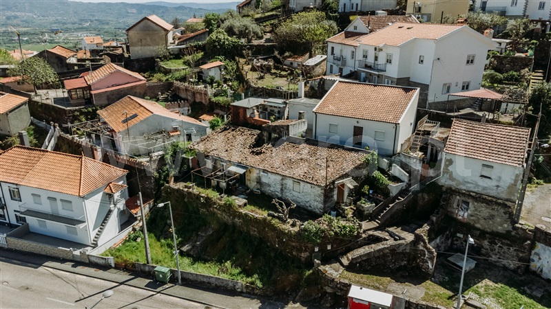 Moradia em Banda T3 / Covilhã, Cantar - Galo