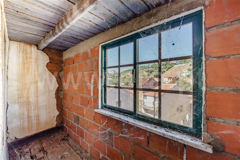 Moradia T3 à venda em Casegas, Covilhã — foto 6