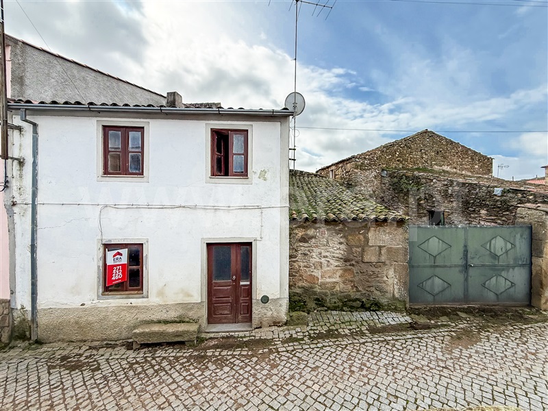 Moradia T3 à venda em Nave Redonda, Figª de Castelo Rodrigo, Figueira de Castelo Rodrigo — foto 2