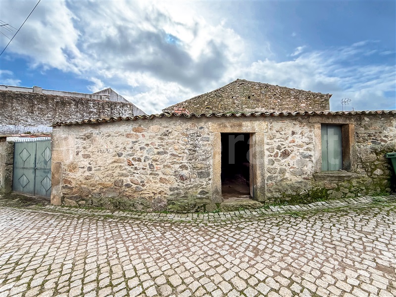 Moradia T3 à venda em Nave Redonda, Figª de Castelo Rodrigo, Figueira de Castelo Rodrigo — foto 3