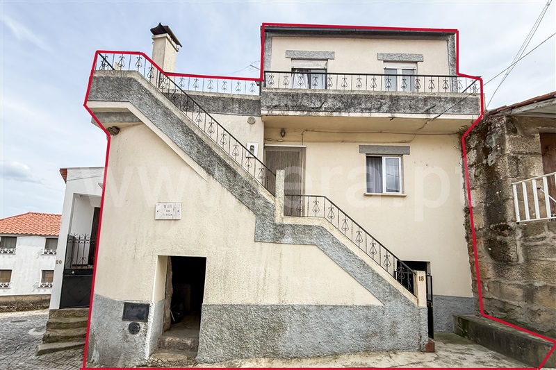Moradia em Banda T3 / Fornos de Algodres, Fornos de Algodres
