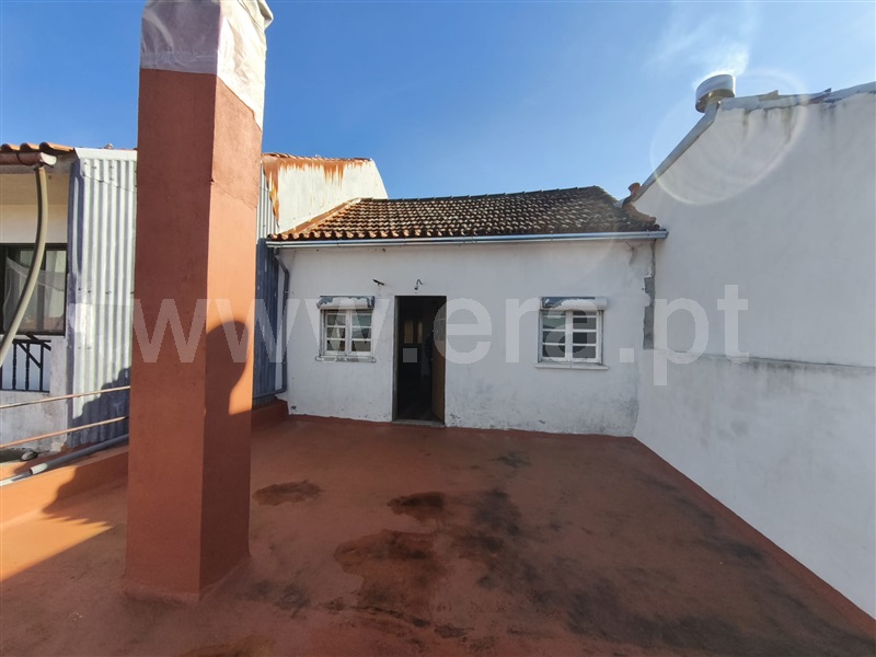 Moradia em Banda T3 / Fundão, Souto da Casa
