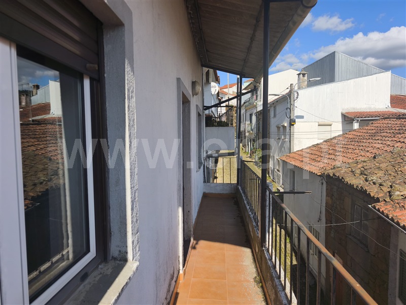 Moradia em Banda T3 / Fundão, Souto da Casa