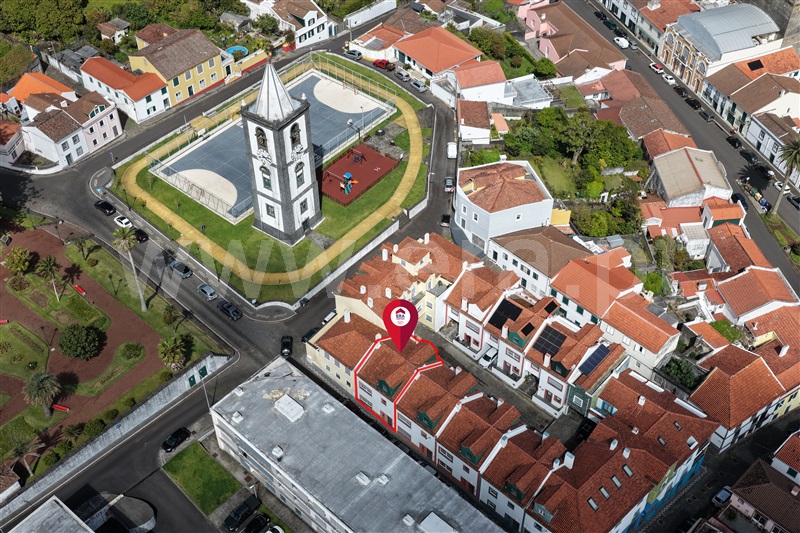 Moradia em Banda T3 / Horta, Horta (Matriz)