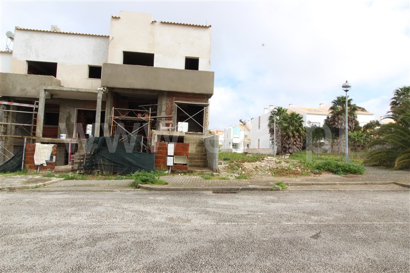 Moradia em Banda T3 / Mafra, Mafra