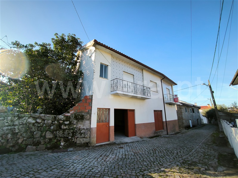 Moradia em Banda T3 / Mangualde, Alcafache