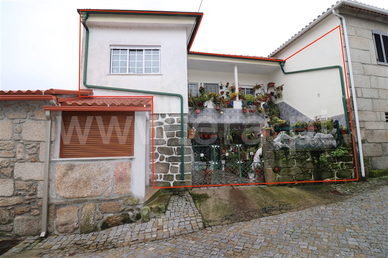 Moradia em Banda T3 / Mangualde, Santiago de Cassurrães e Póvoa de Cervães