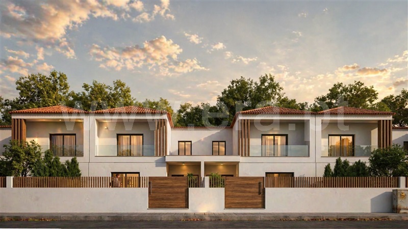 Moradia em Banda T3 / Marinha Grande, Marinha Grande