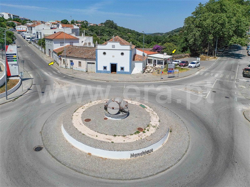 Moradia em Banda T3 / Monchique, Monchique
