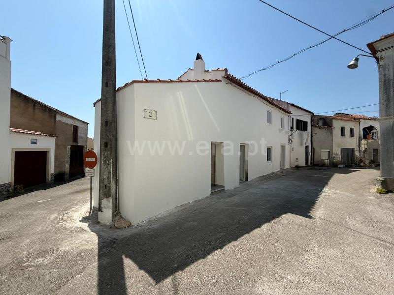Moradia em Banda T3 / Montemor-o-Velho, Abrunheira, Verride e Vila Nova da Barca