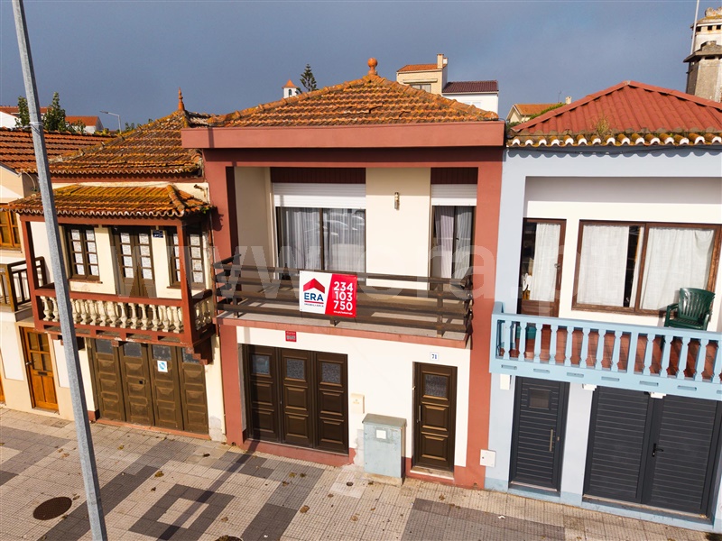 Moradia em Banda T3 / Murtosa, Beira-Ria