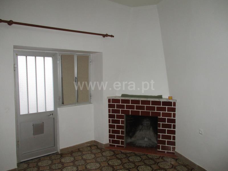 Moradia em Banda T3 Penamacor, Penamacor - 718687 - 2