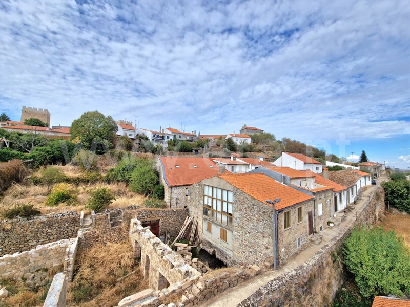 Moradia em Banda T3 / Pinhel, Centro de Pinhel