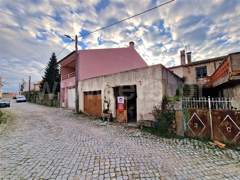 Moradia em Banda T3 / Pinhel, Pinhel